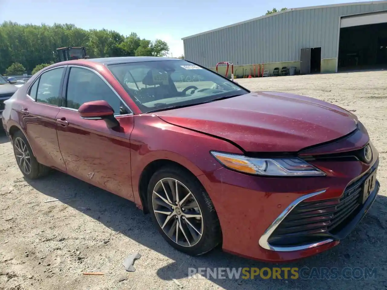 1 Photograph of a damaged car 4T1F11BK0MU023784 TOYOTA CAMRY 2021