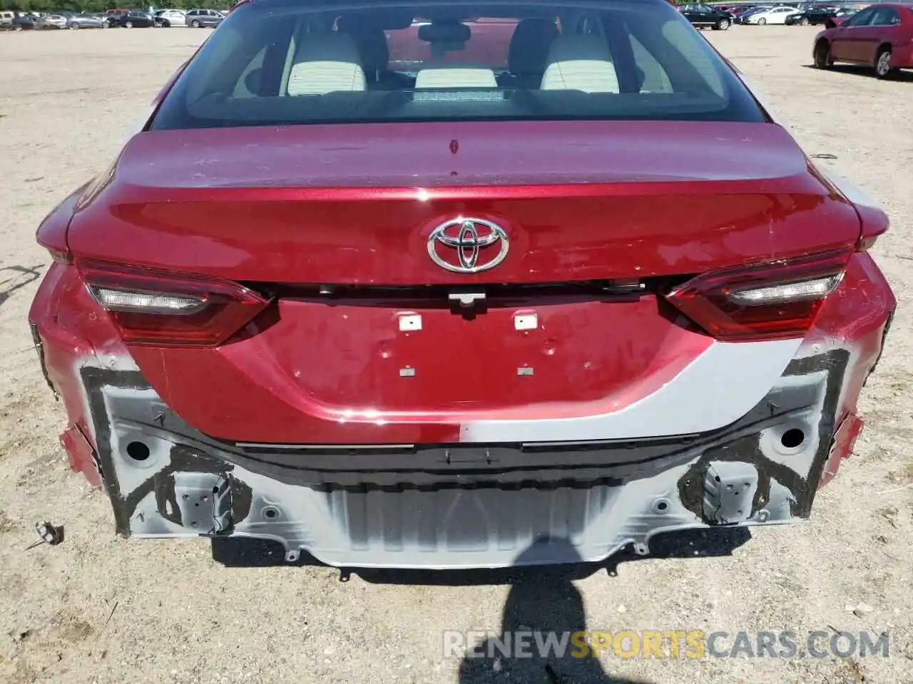 9 Photograph of a damaged car 4T1F11BK0MU023784 TOYOTA CAMRY 2021