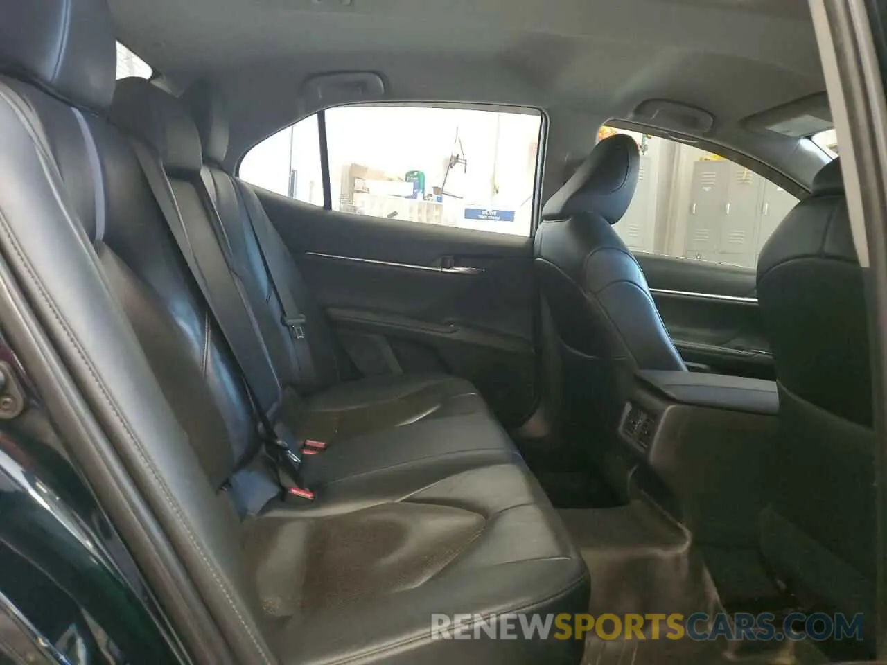 10 Photograph of a damaged car 4T1F11BK1MU029805 TOYOTA CAMRY 2021