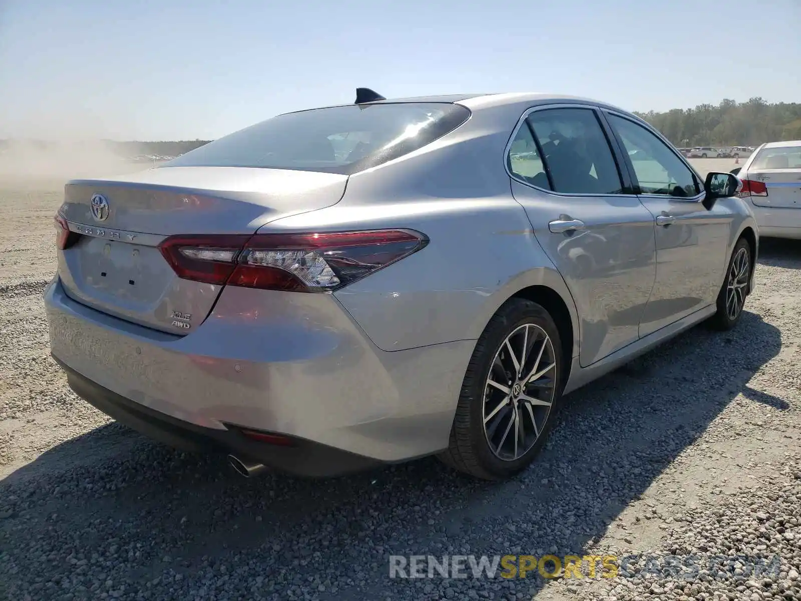 4 Photograph of a damaged car 4T1F11BK1MU033062 TOYOTA CAMRY 2021