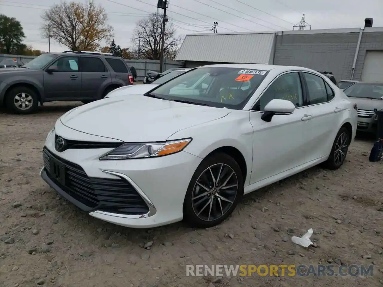 2 Photograph of a damaged car 4T1F11BK1MU040240 TOYOTA CAMRY 2021