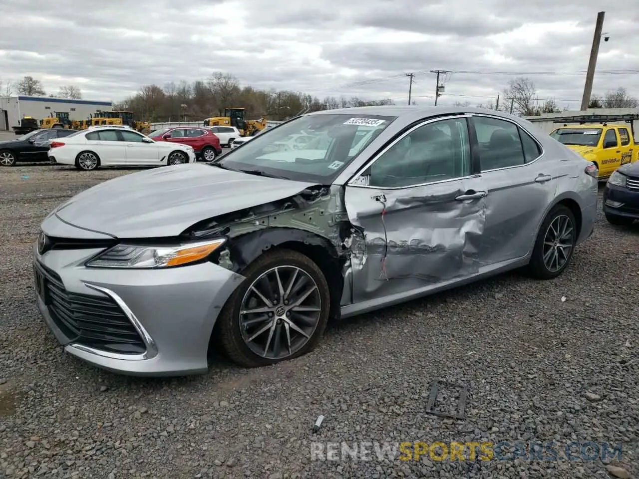 1 Photograph of a damaged car 4T1F11BK2MU027738 TOYOTA CAMRY 2021