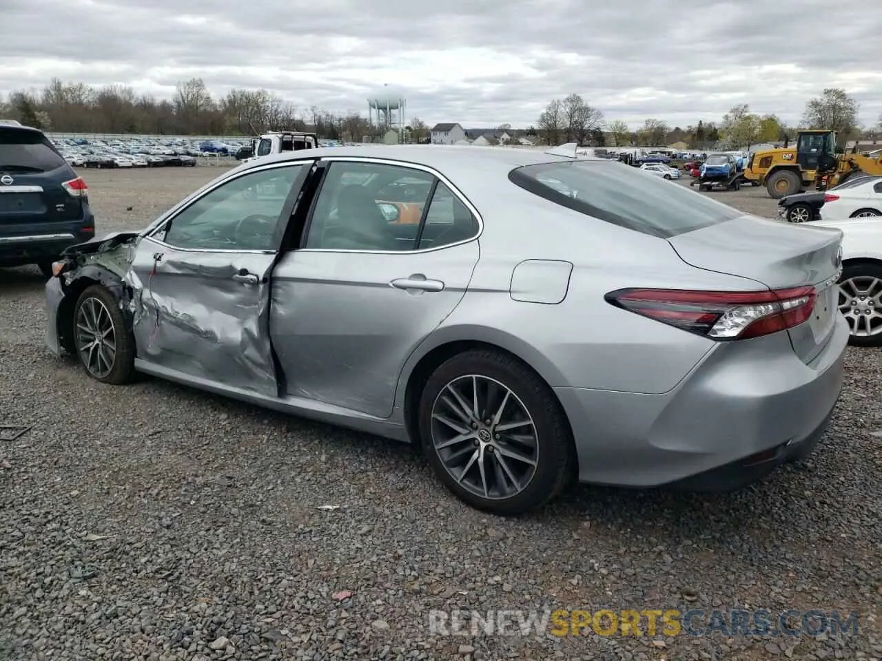 2 Photograph of a damaged car 4T1F11BK2MU027738 TOYOTA CAMRY 2021