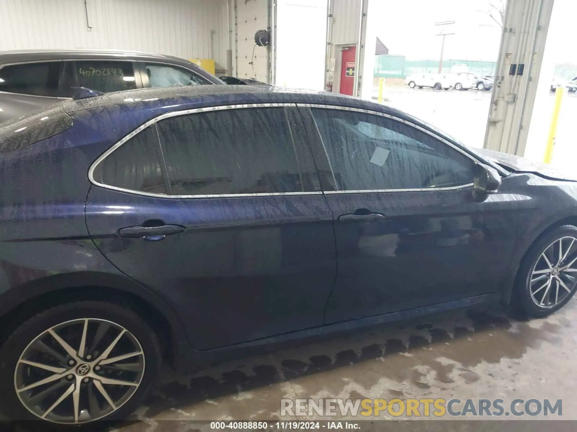 12 Photograph of a damaged car 4T1F11BK3MU036254 TOYOTA CAMRY 2021