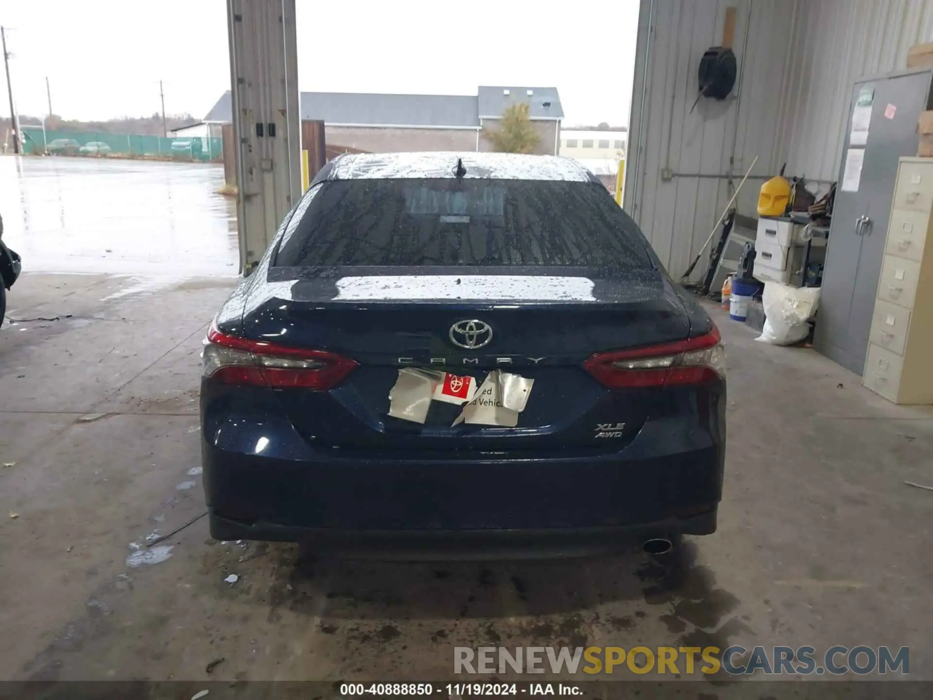15 Photograph of a damaged car 4T1F11BK3MU036254 TOYOTA CAMRY 2021
