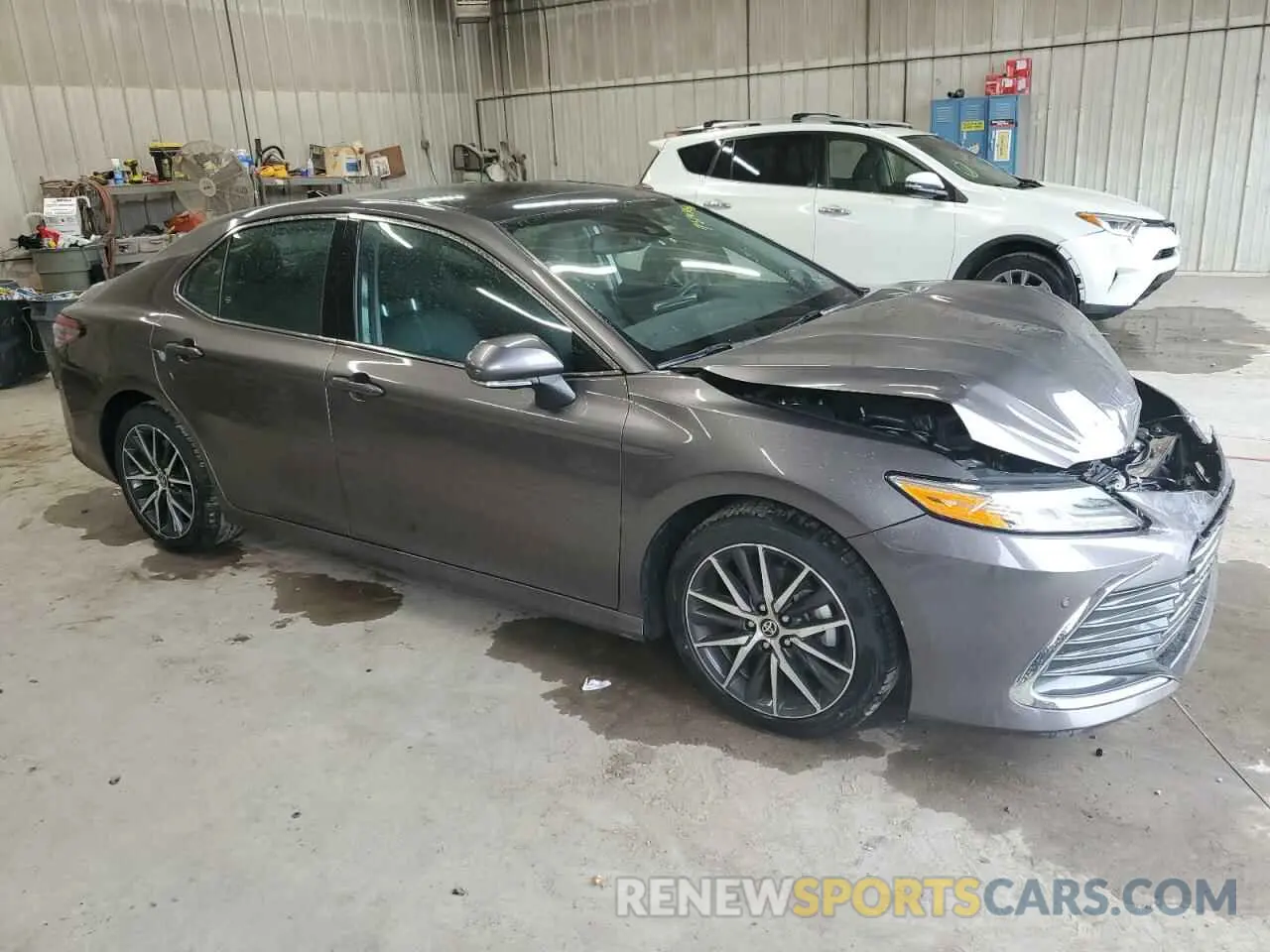 4 Photograph of a damaged car 4T1F11BK6MU039763 TOYOTA CAMRY 2021