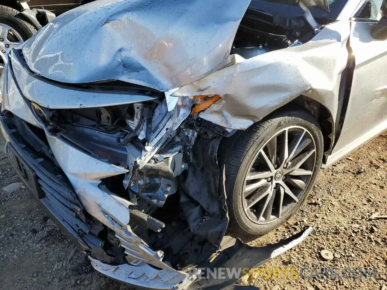 9 Photograph of a damaged car 4T1F11BK8MU041031 TOYOTA CAMRY 2021