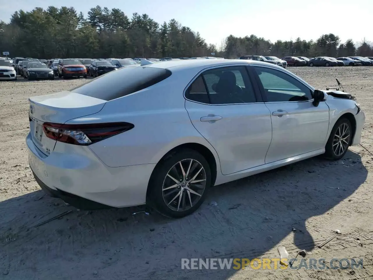 3 Photograph of a damaged car 4T1F11BK9MU043080 TOYOTA CAMRY 2021