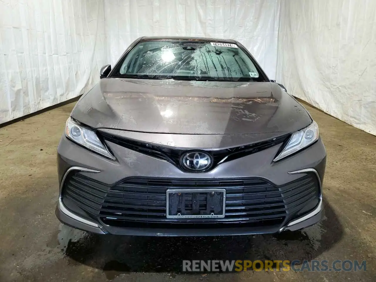 5 Photograph of a damaged car 4T1F11BK9MU044875 TOYOTA CAMRY 2021