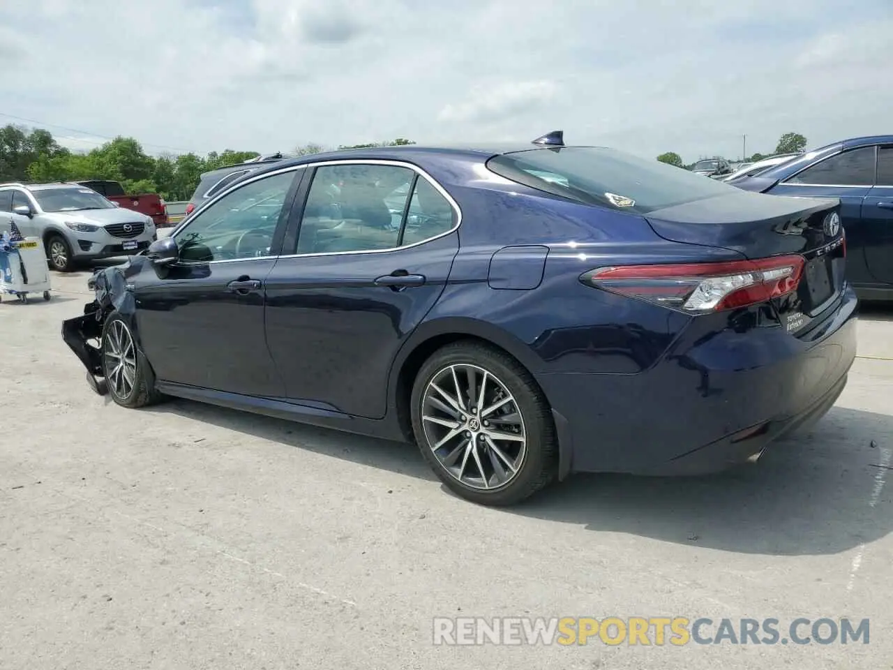 2 Photograph of a damaged car 4T1F31AK0MU547254 TOYOTA CAMRY 2021