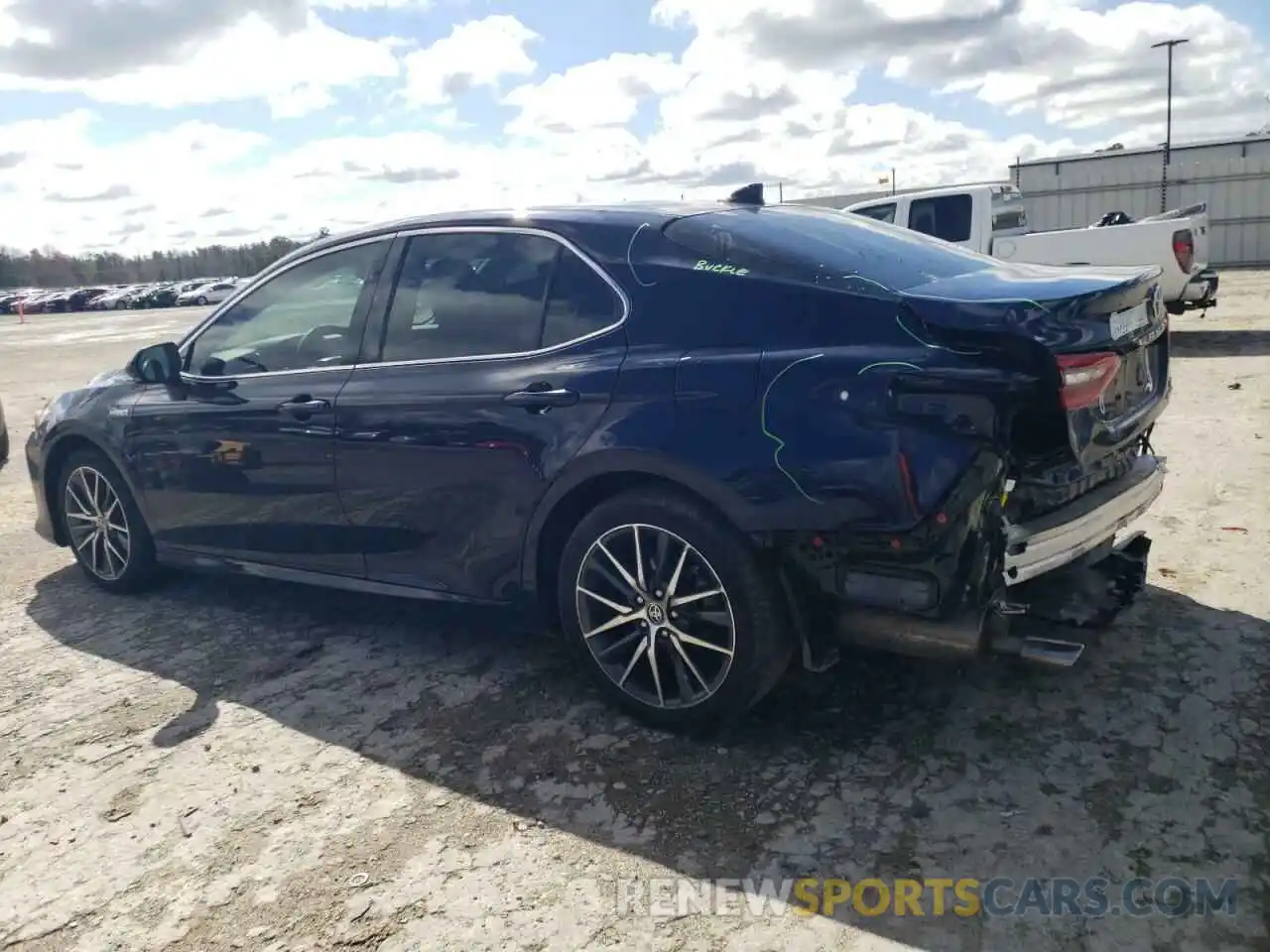 2 Photograph of a damaged car 4T1F31AK2MU563097 TOYOTA CAMRY 2021