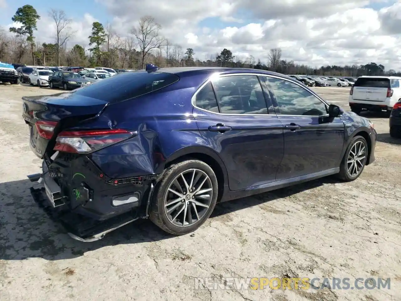 3 Photograph of a damaged car 4T1F31AK2MU563097 TOYOTA CAMRY 2021