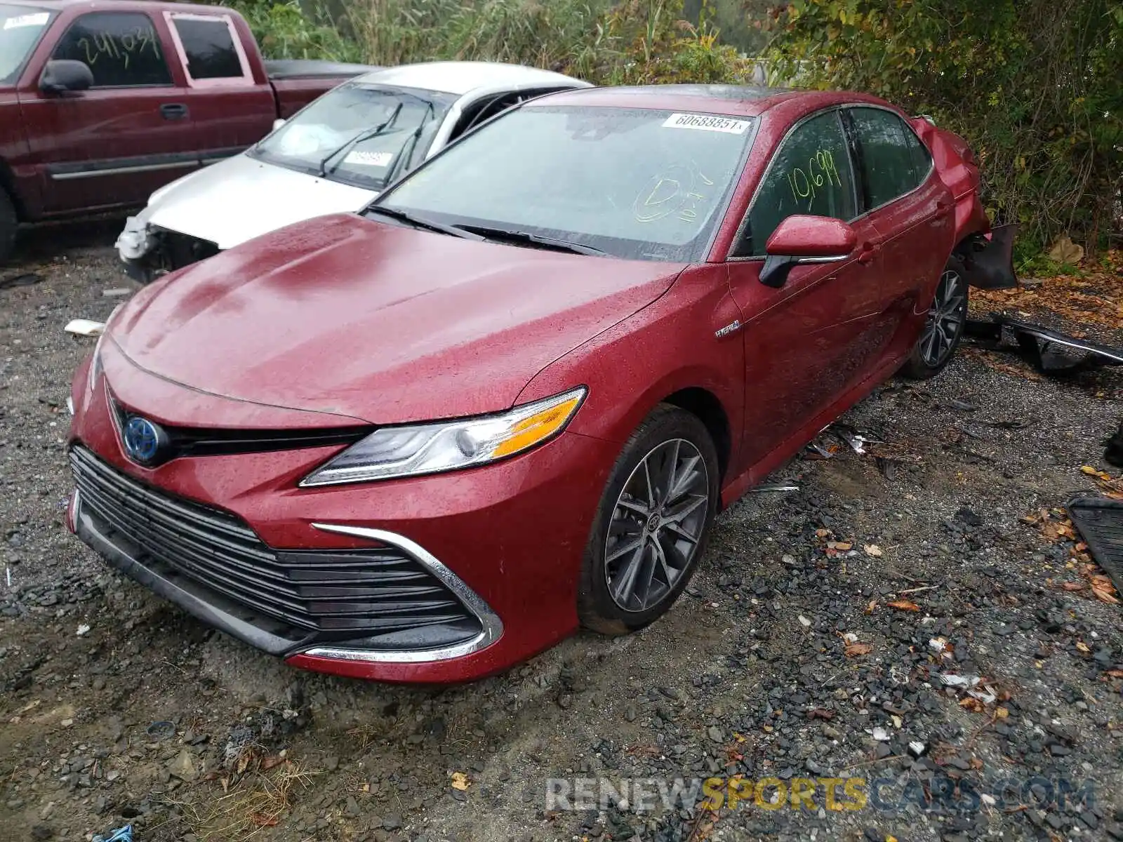 2 Photograph of a damaged car 4T1F31AK4MU548276 TOYOTA CAMRY 2021