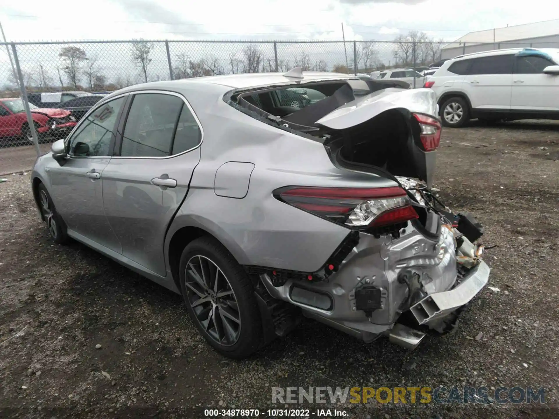 3 Photograph of a damaged car 4T1F31AK5MU558847 TOYOTA CAMRY 2021