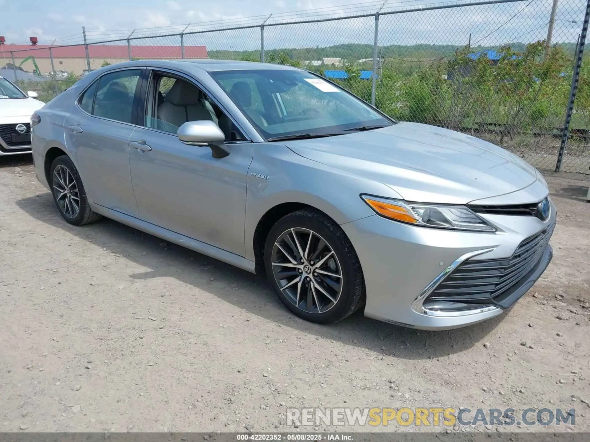 1 Photograph of a damaged car 4T1F31AK6MU547145 TOYOTA CAMRY 2021