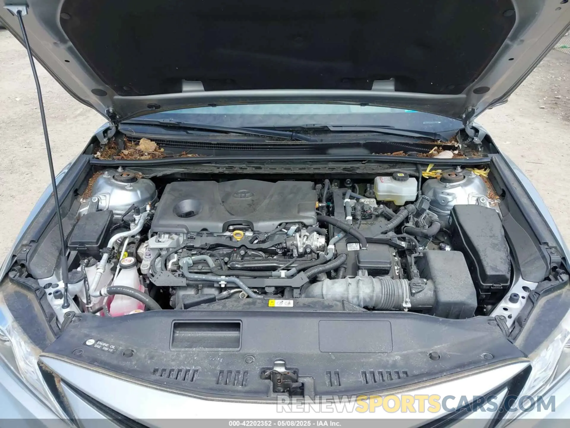10 Photograph of a damaged car 4T1F31AK6MU547145 TOYOTA CAMRY 2021