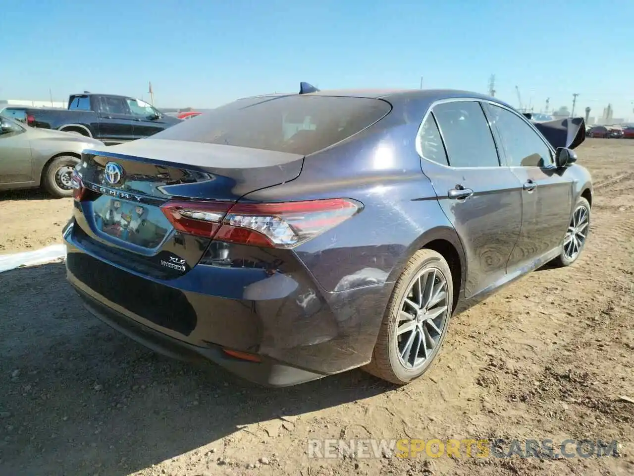 4 Photograph of a damaged car 4T1F31AK7MU552015 TOYOTA CAMRY 2021