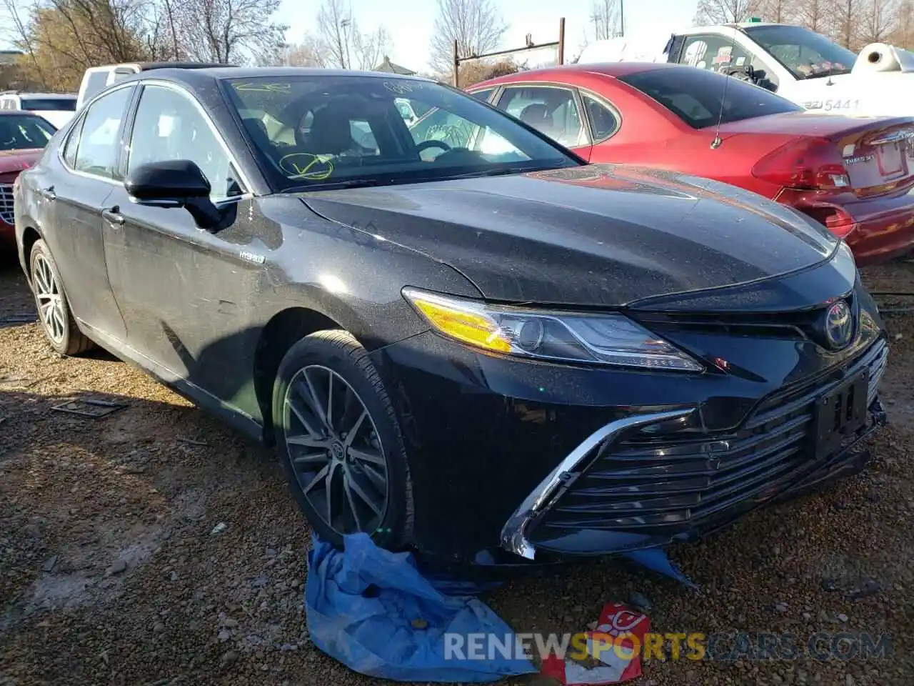 1 Photograph of a damaged car 4T1F31AK8MU547700 TOYOTA CAMRY 2021