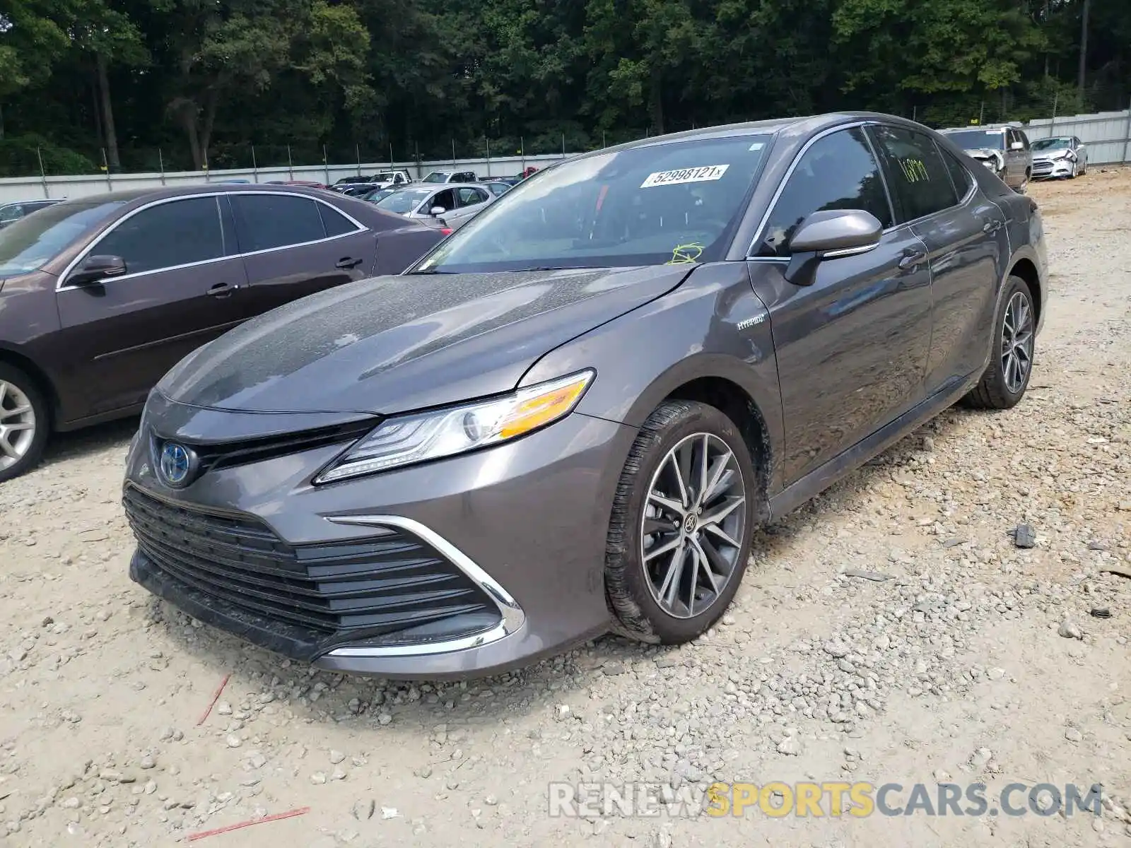 2 Photograph of a damaged car 4T1F31AK8MU555389 TOYOTA CAMRY 2021