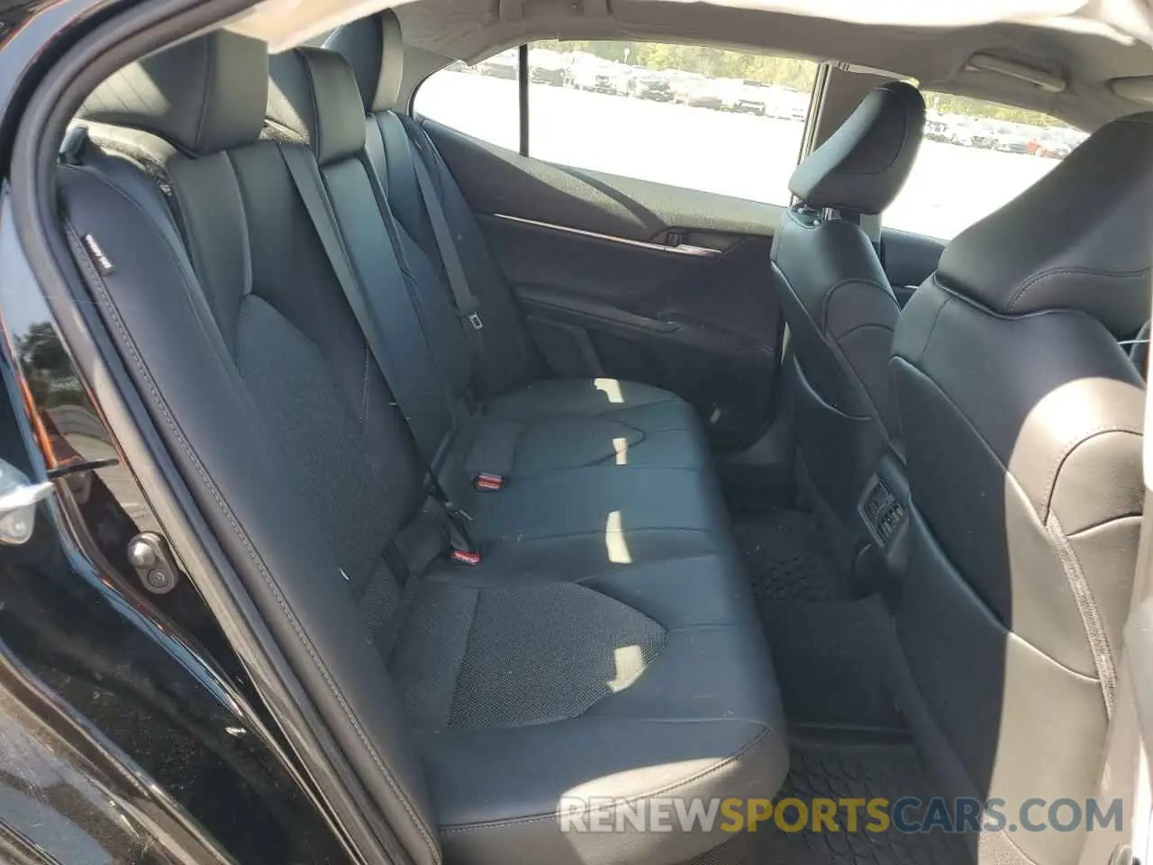 10 Photograph of a damaged car 4T1F31AK9MU555787 TOYOTA CAMRY 2021