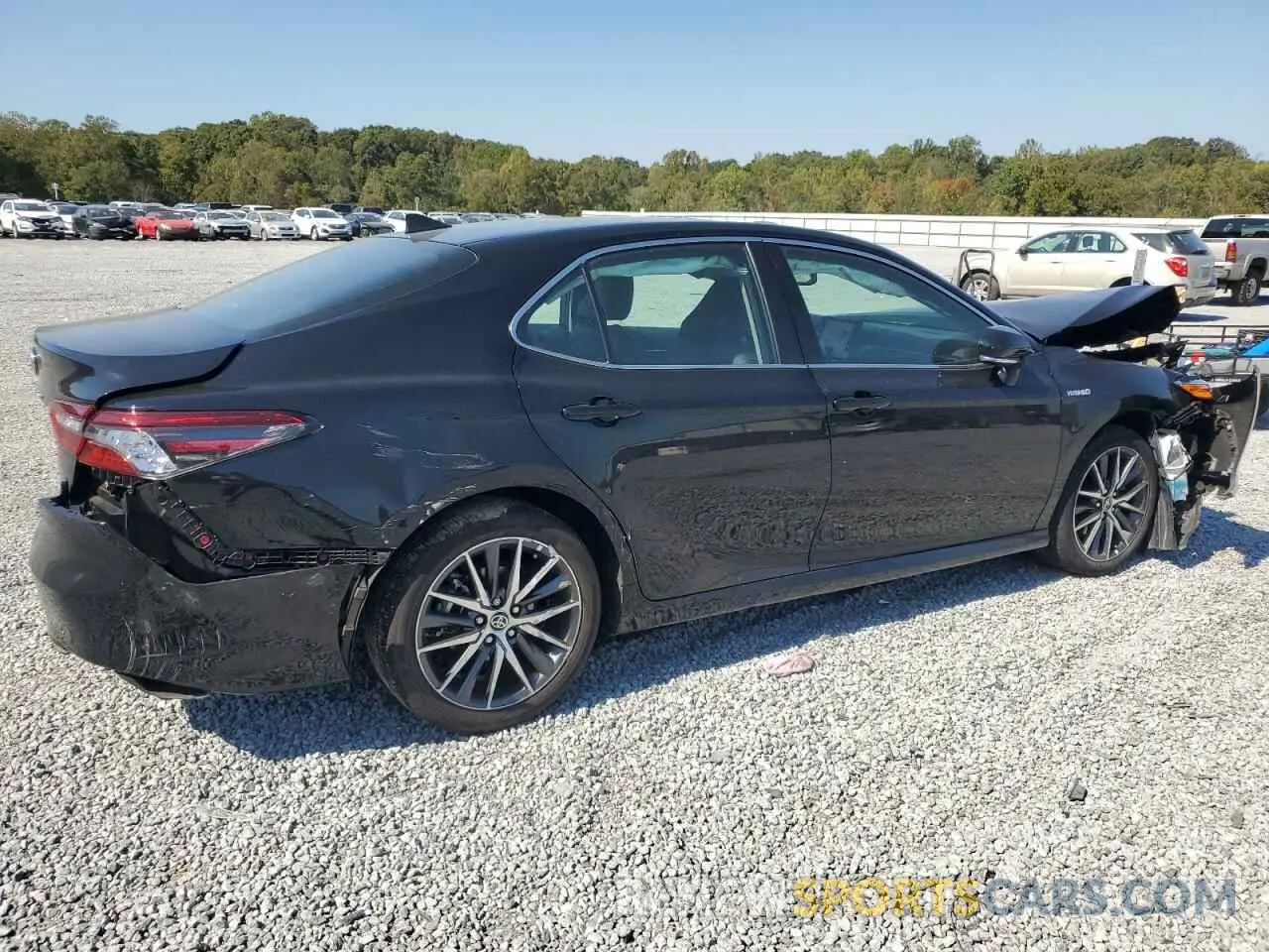 3 Photograph of a damaged car 4T1F31AK9MU555787 TOYOTA CAMRY 2021