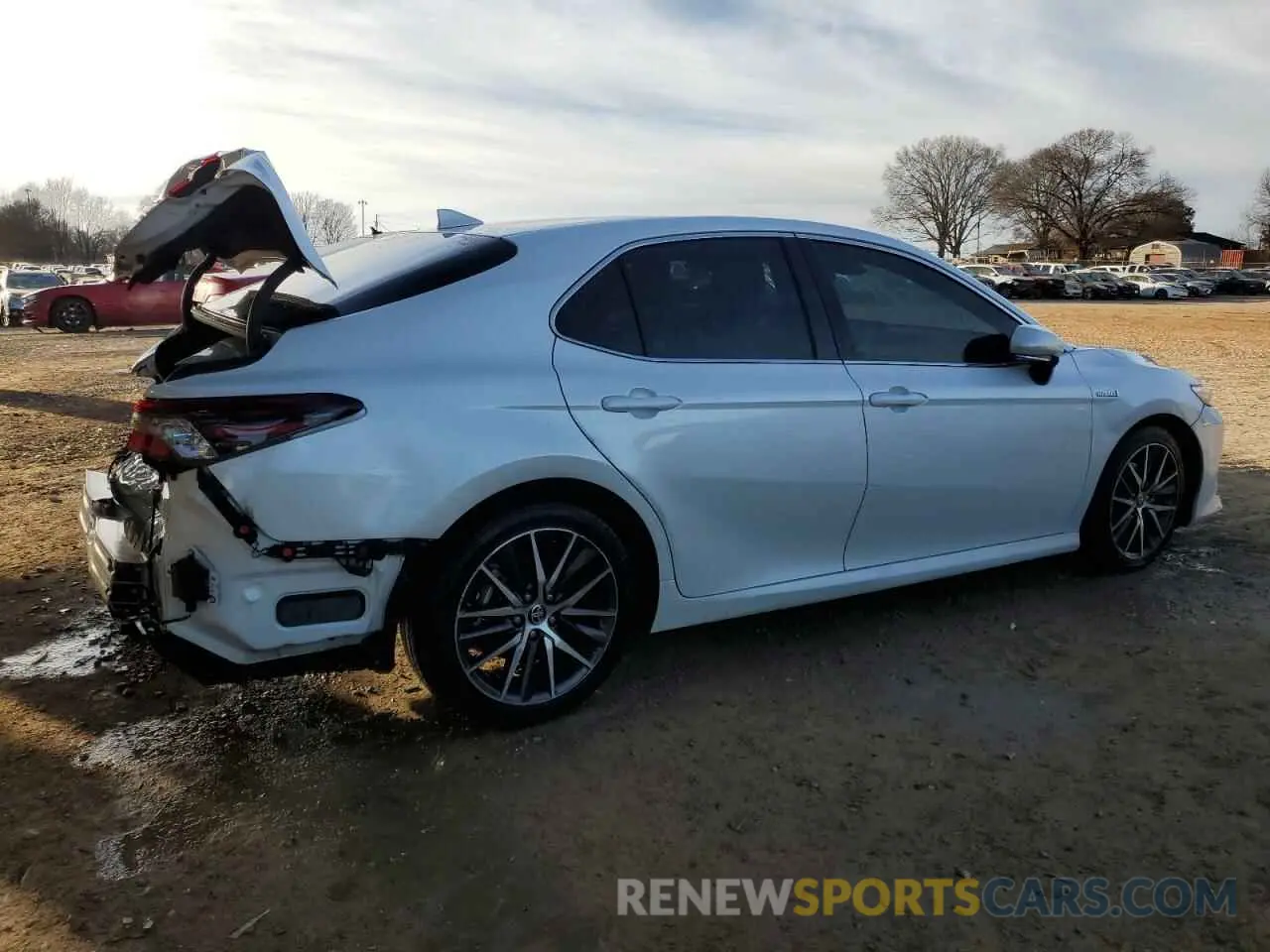 3 Photograph of a damaged car 4T1F31AK9MU559337 TOYOTA CAMRY 2021