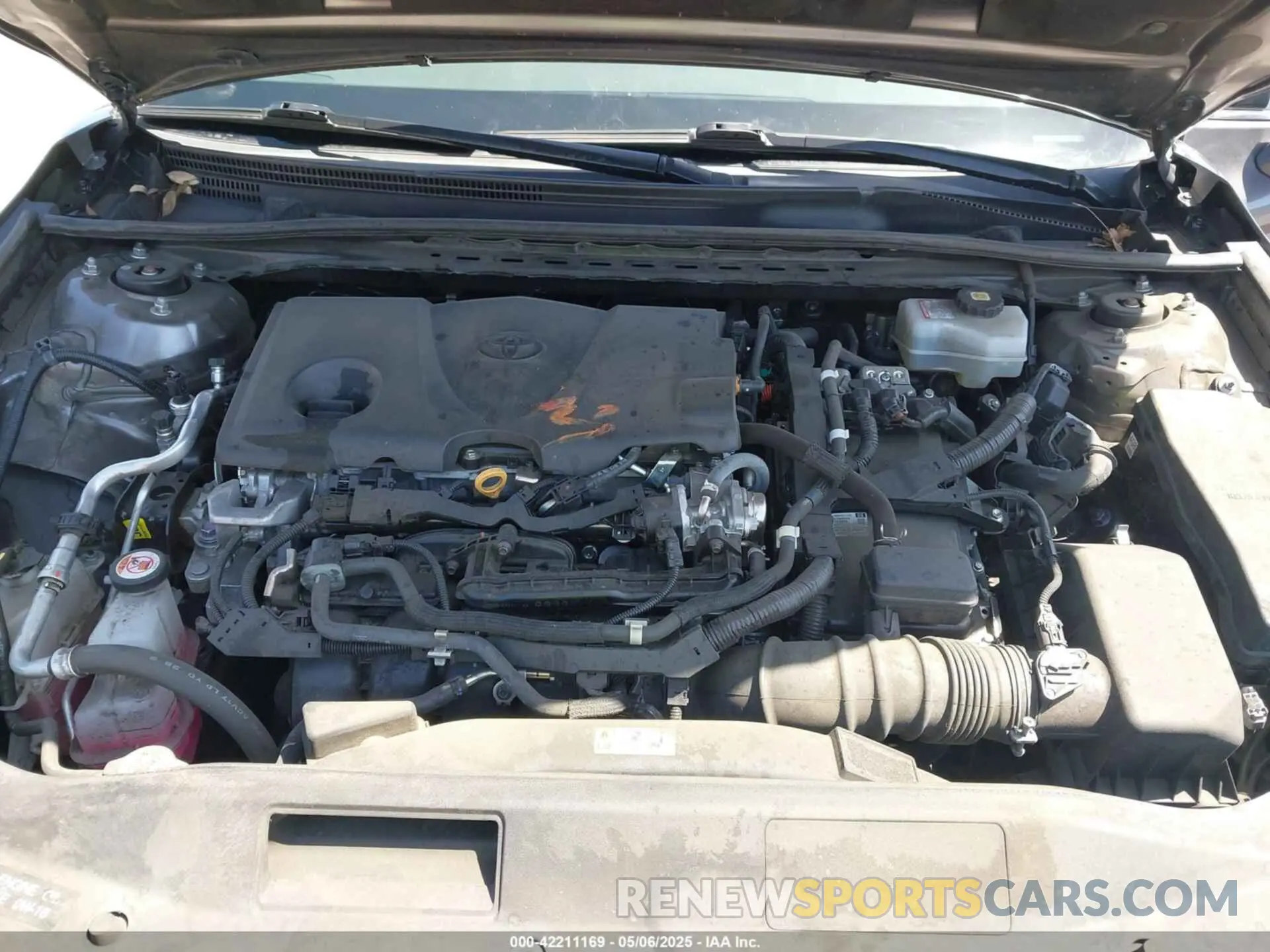 10 Photograph of a damaged car 4T1F31AK9MU560049 TOYOTA CAMRY 2021
