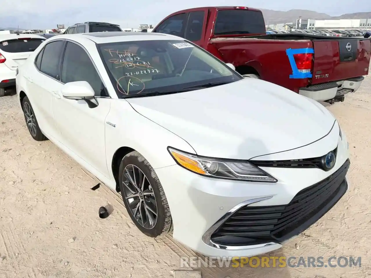 1 Photograph of a damaged car 4T1F31AKXMU020290 TOYOTA CAMRY 2021