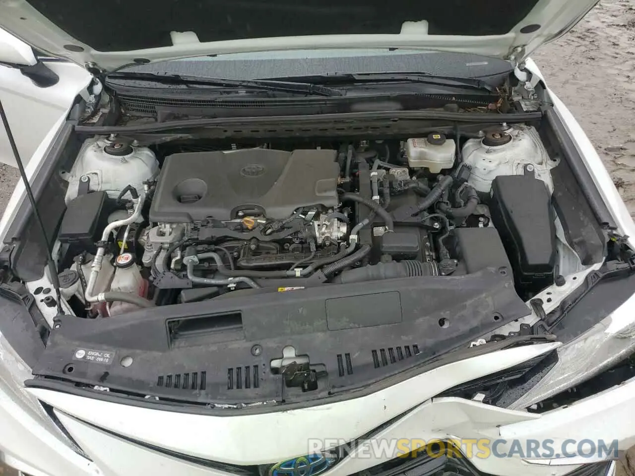 11 Photograph of a damaged car 4T1F31AKXMU547228 TOYOTA CAMRY 2021
