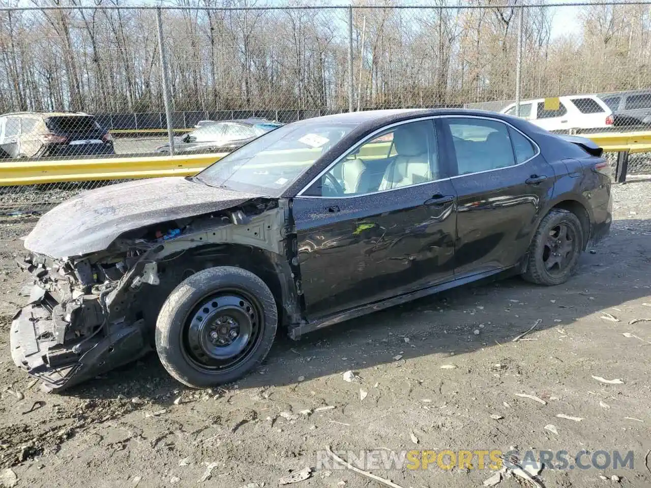 1 Photograph of a damaged car 4T1F31AKXMU554857 TOYOTA CAMRY 2021