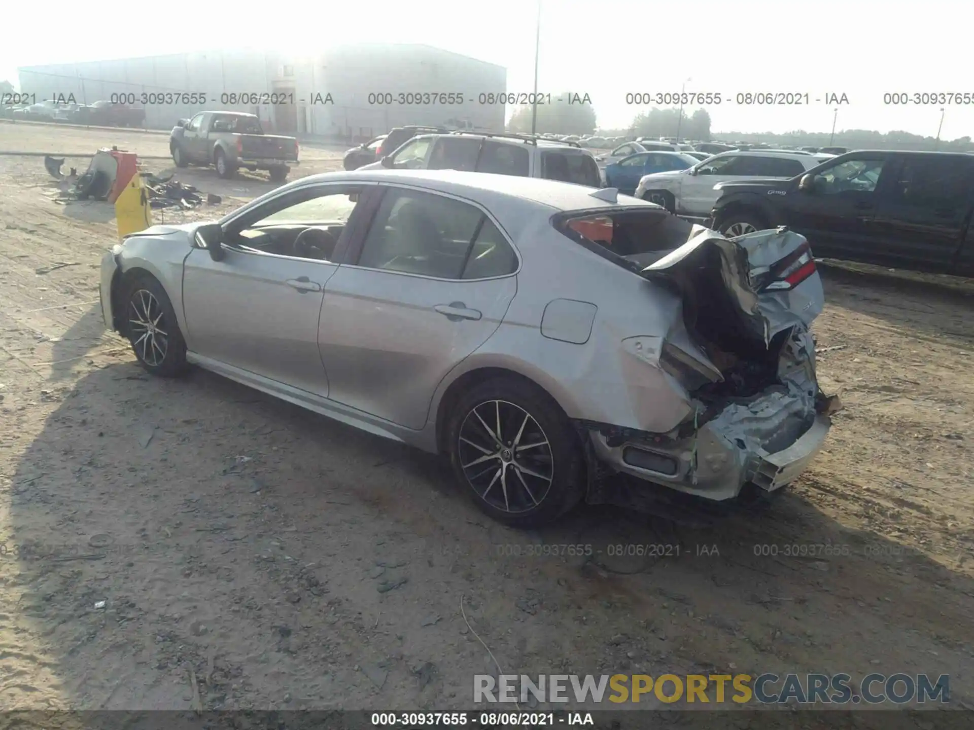 3 Photograph of a damaged car 4T1G11AK0MU410311 TOYOTA CAMRY 2021