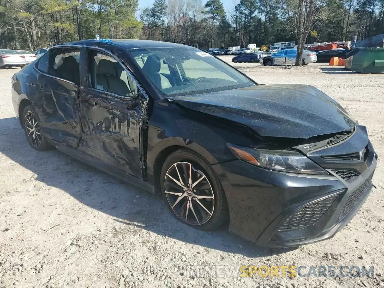 4 Photograph of a damaged car 4T1G11AK0MU414245 TOYOTA CAMRY 2021