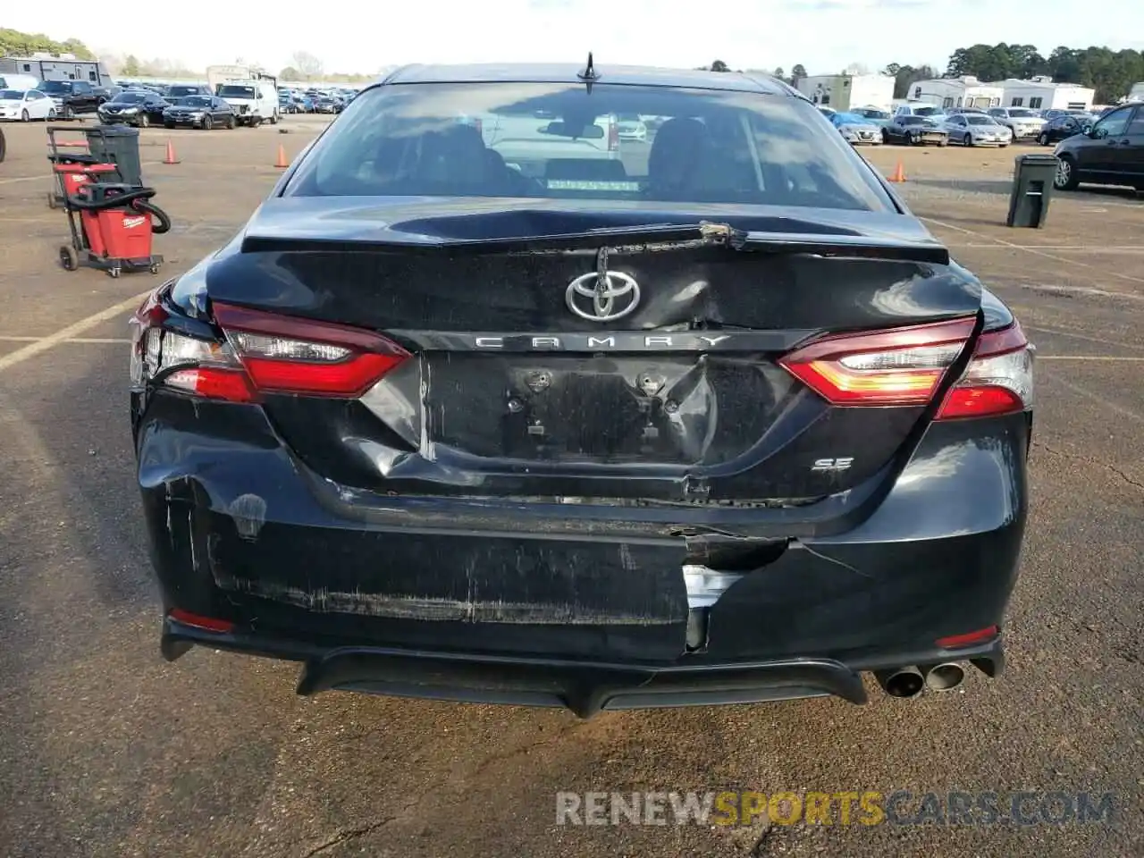 6 Photograph of a damaged car 4T1G11AK0MU424158 TOYOTA CAMRY 2021