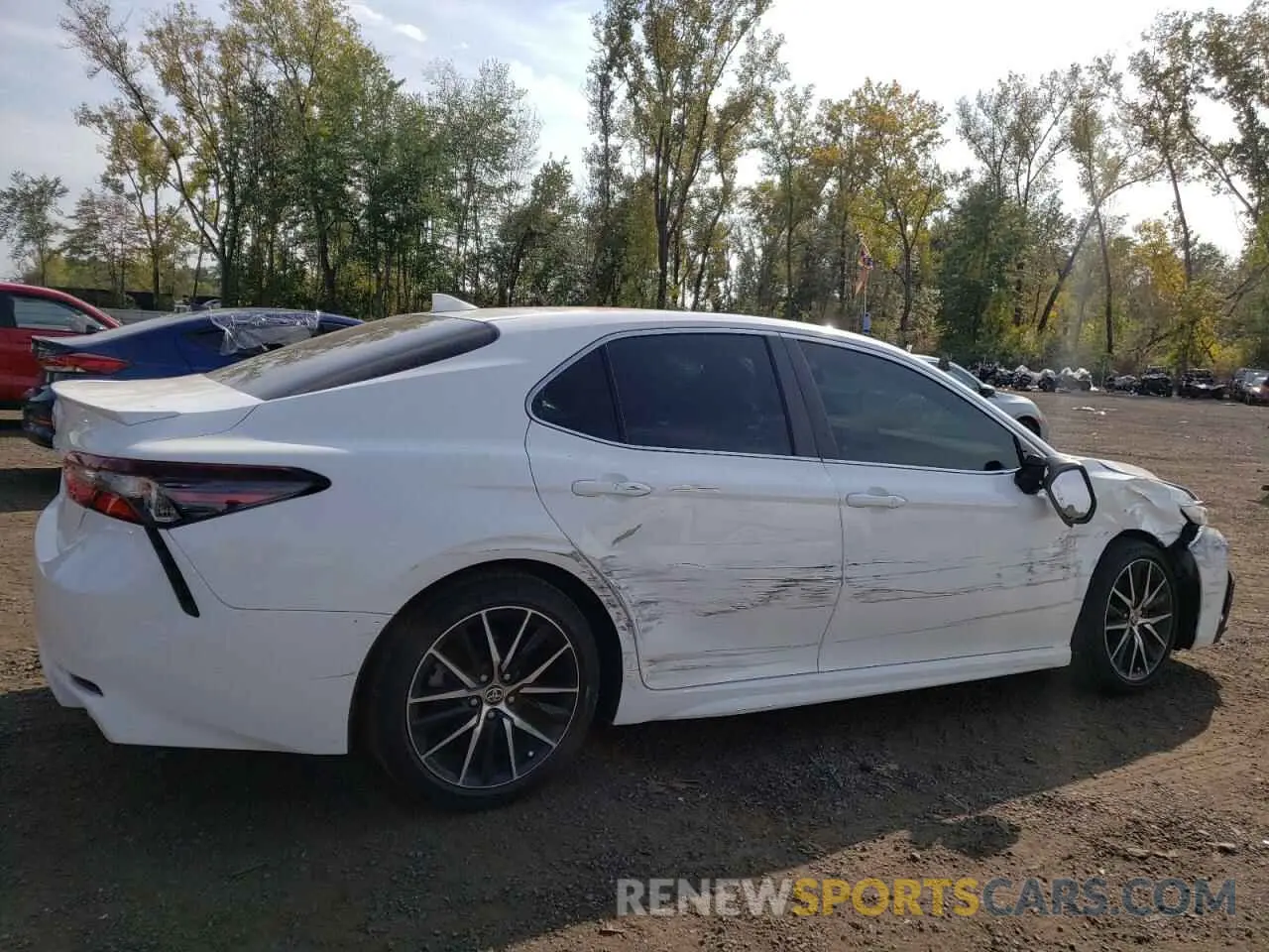 3 Photograph of a damaged car 4T1G11AK0MU426508 TOYOTA CAMRY 2021