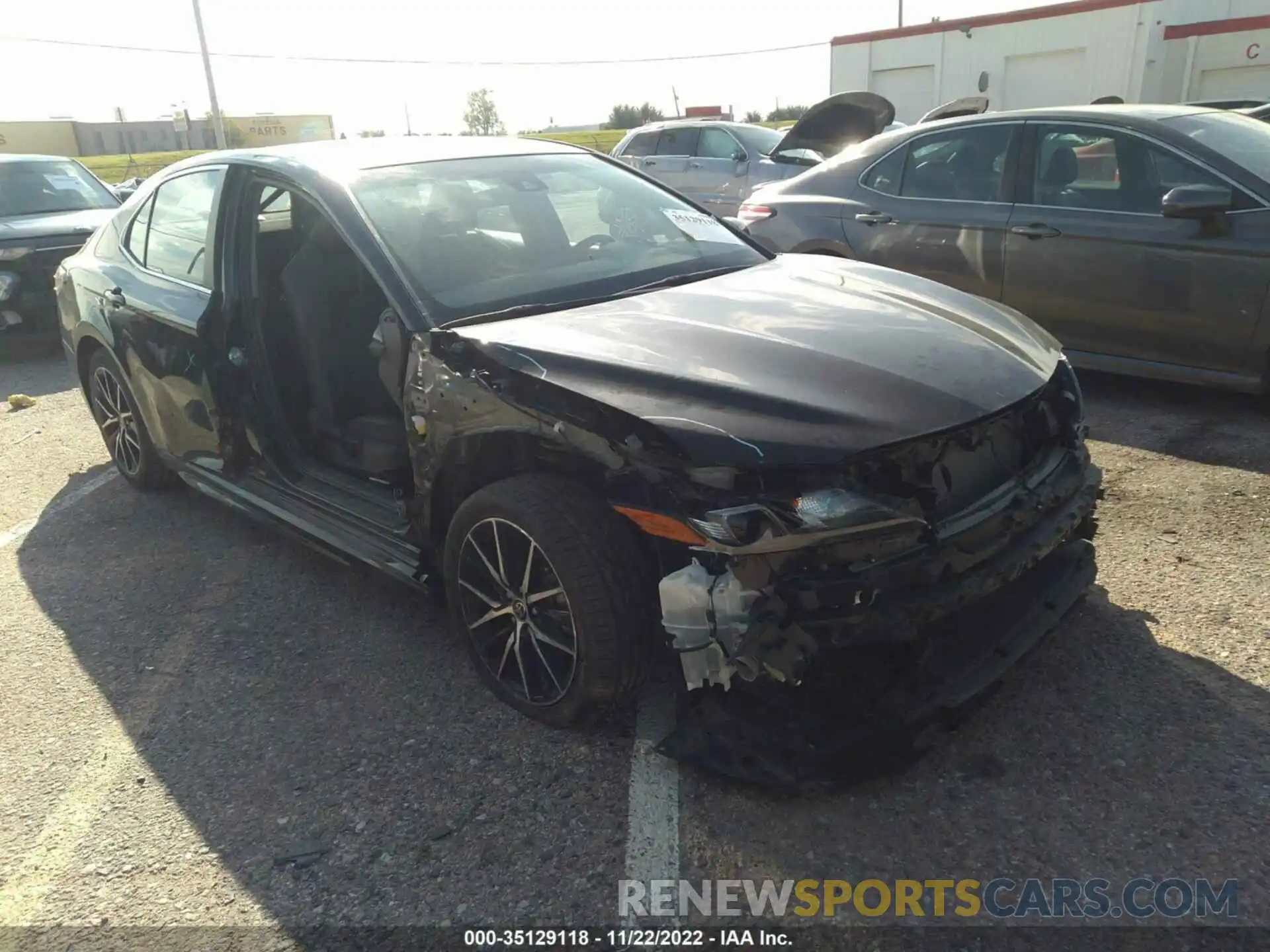 1 Photograph of a damaged car 4T1G11AK0MU426654 TOYOTA CAMRY 2021