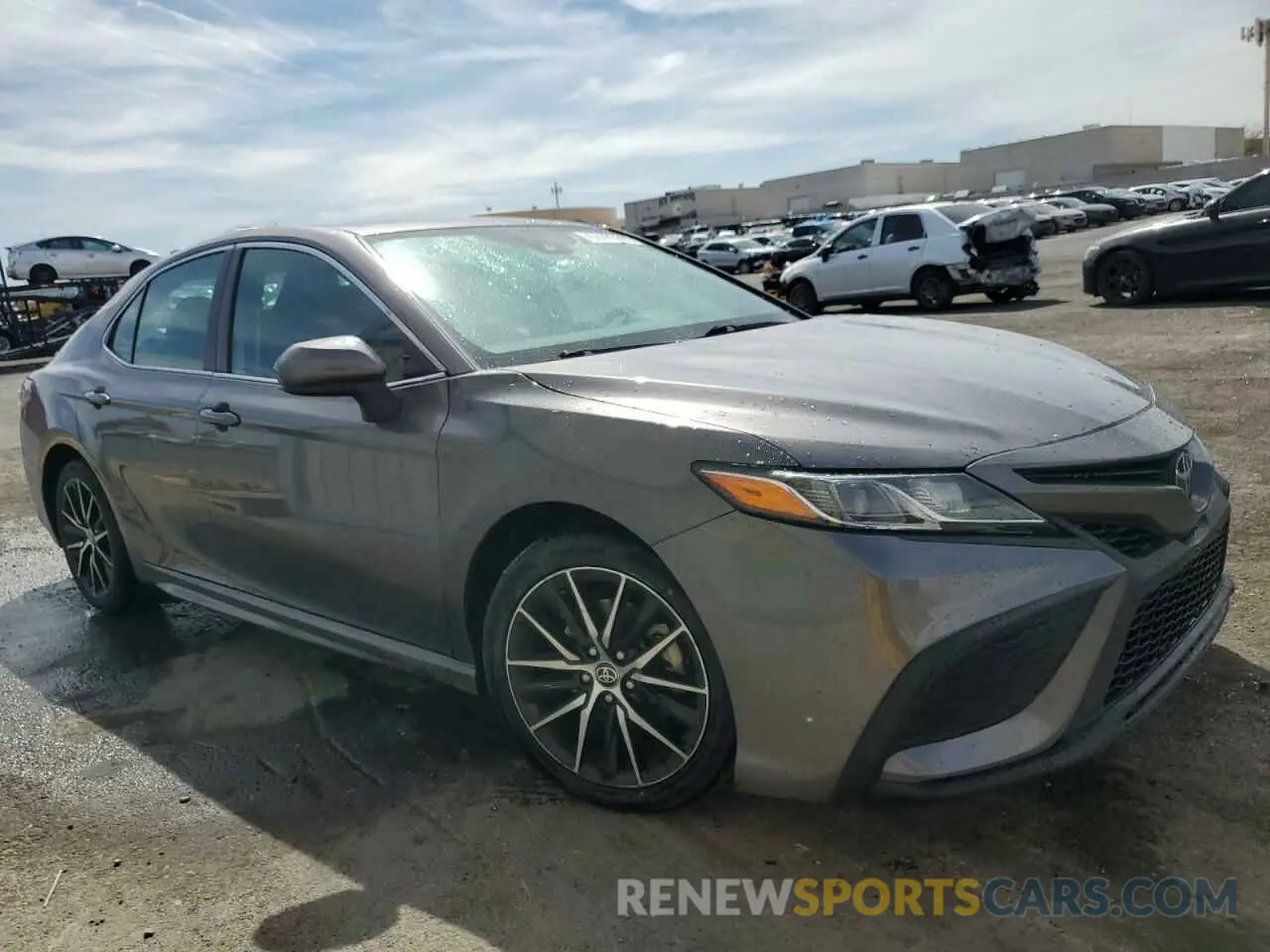 4 Photograph of a damaged car 4T1G11AK0MU428517 TOYOTA CAMRY 2021