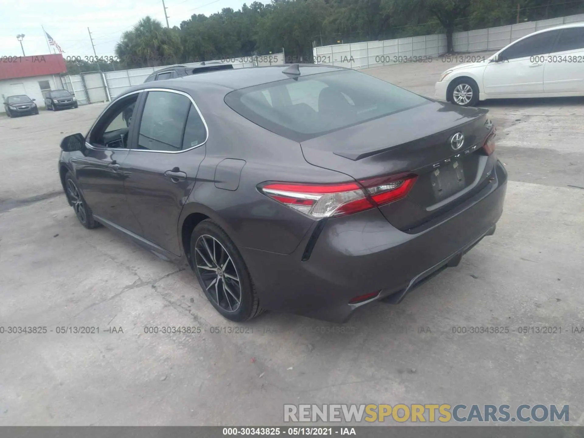 3 Photograph of a damaged car 4T1G11AK0MU429425 TOYOTA CAMRY 2021