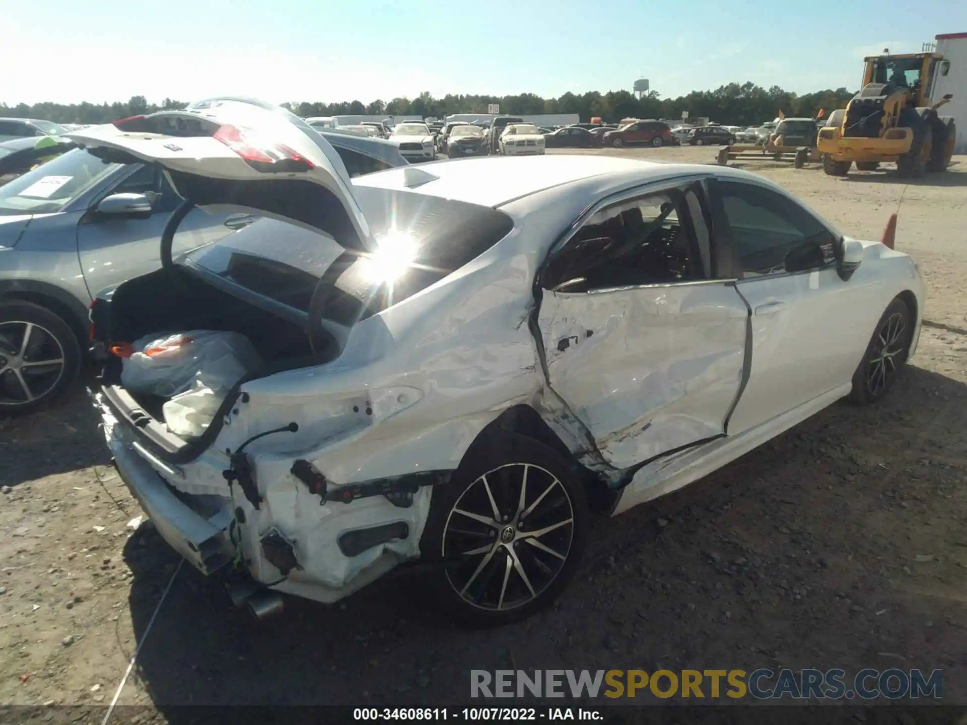 4 Photograph of a damaged car 4T1G11AK0MU436018 TOYOTA CAMRY 2021