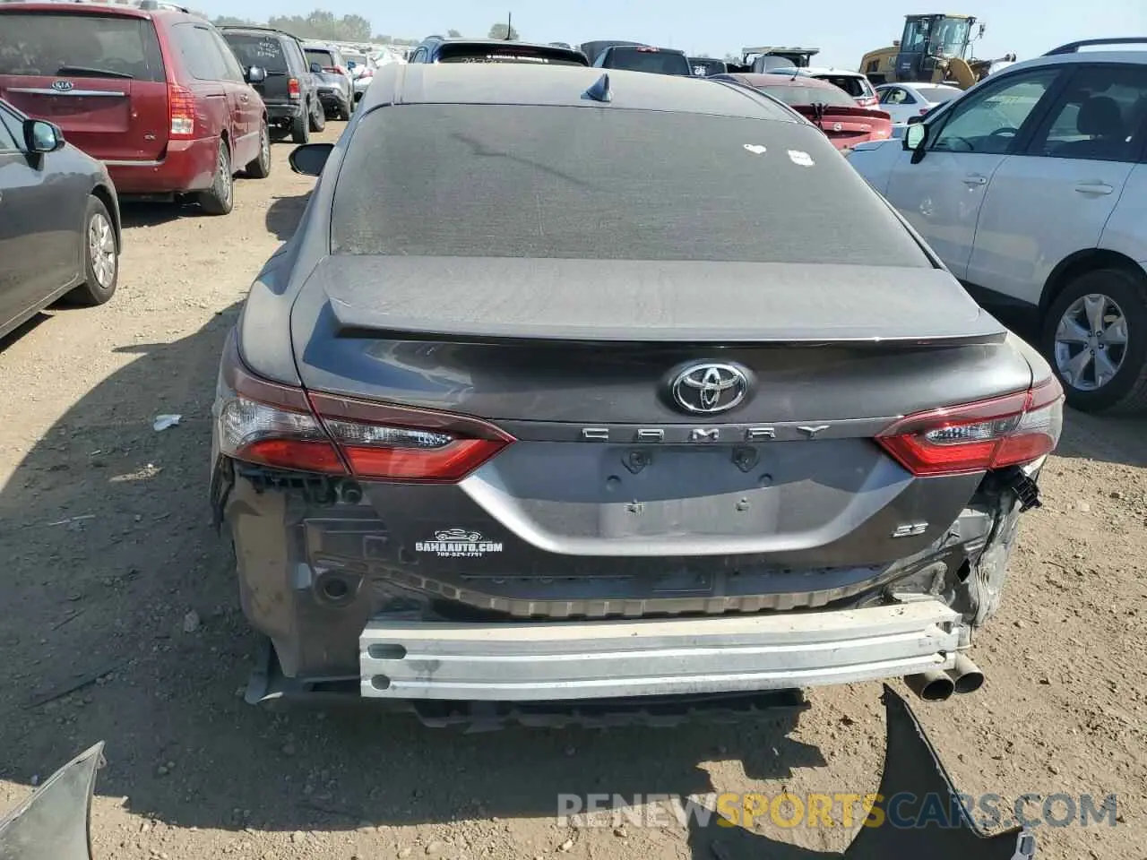 6 Photograph of a damaged car 4T1G11AK0MU436097 TOYOTA CAMRY 2021