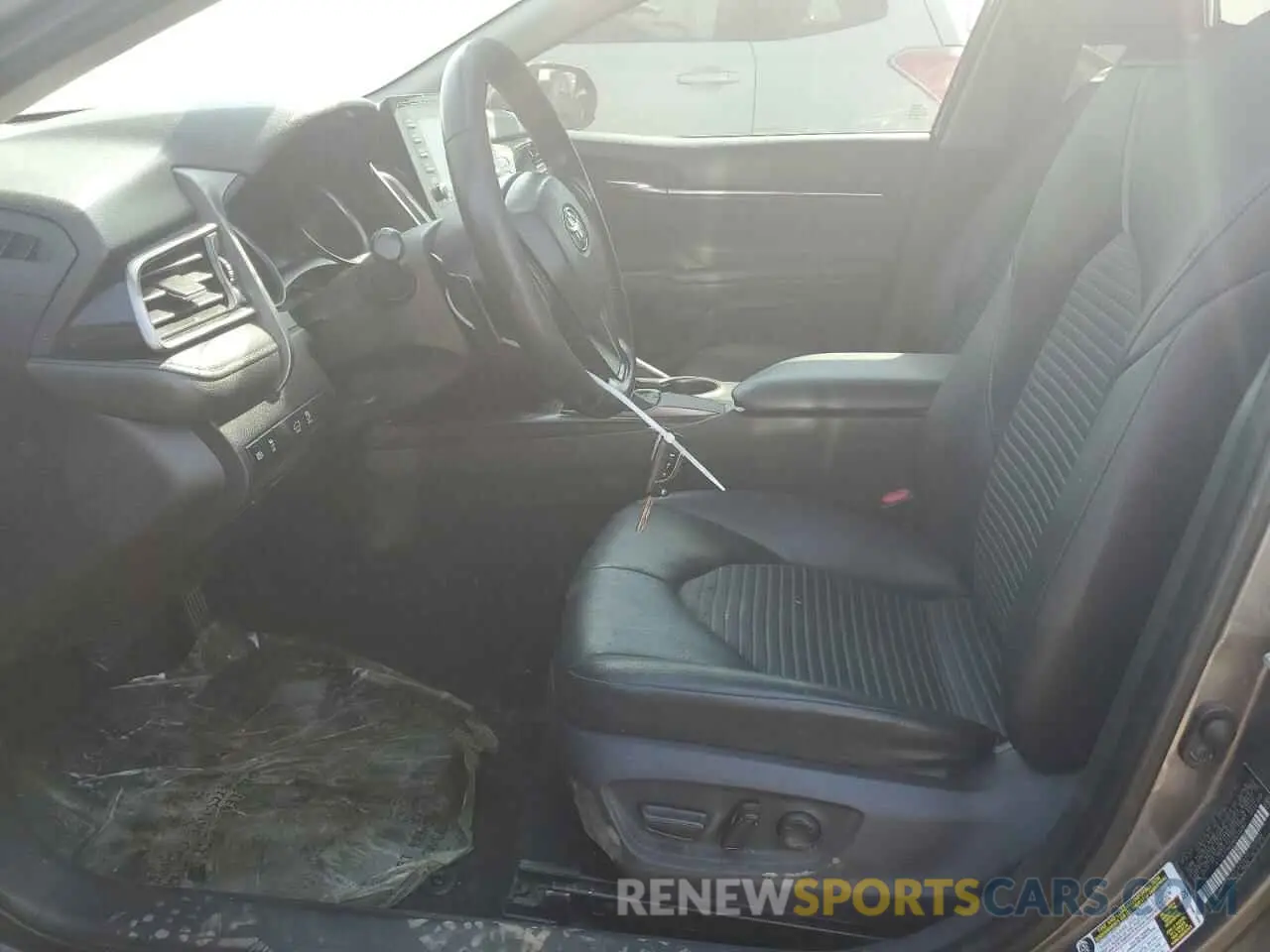 7 Photograph of a damaged car 4T1G11AK0MU436097 TOYOTA CAMRY 2021