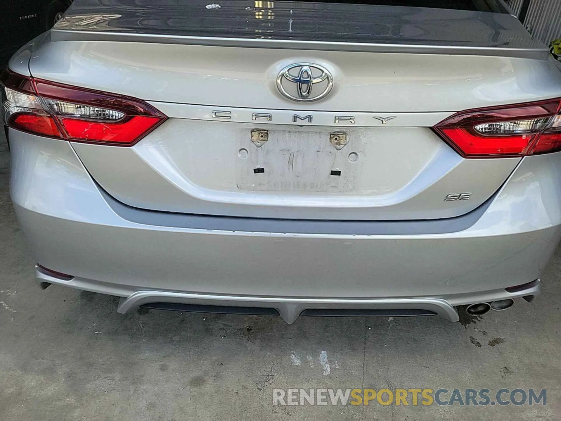 8 Photograph of a damaged car 4T1G11AK0MU446497 TOYOTA CAMRY 2021