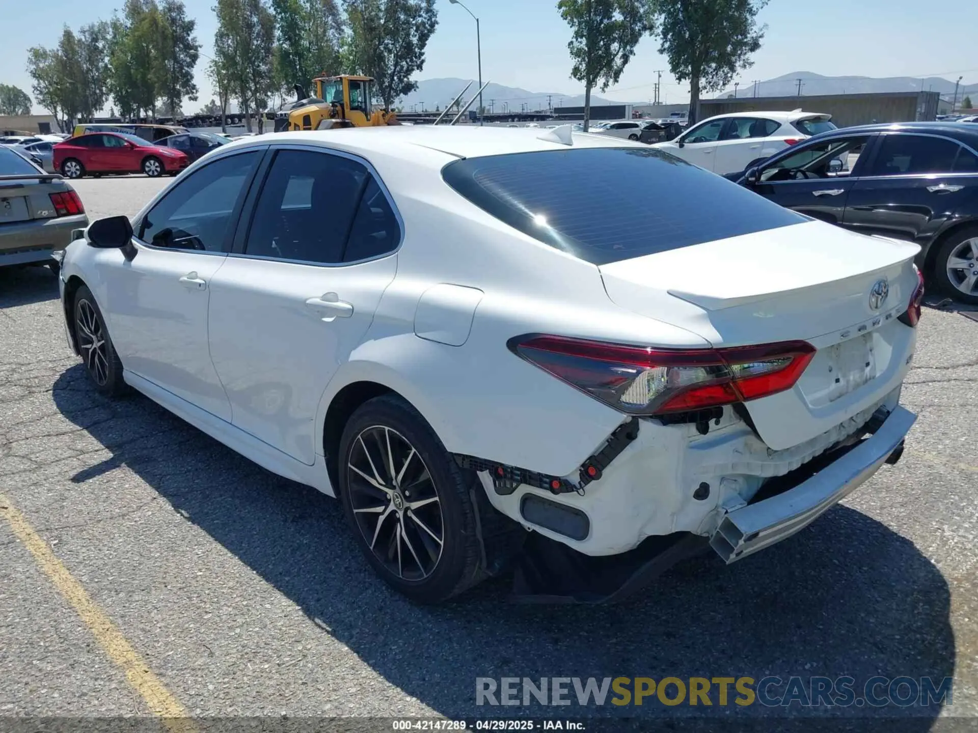 3 Photograph of a damaged car 4T1G11AK0MU451229 TOYOTA CAMRY 2021