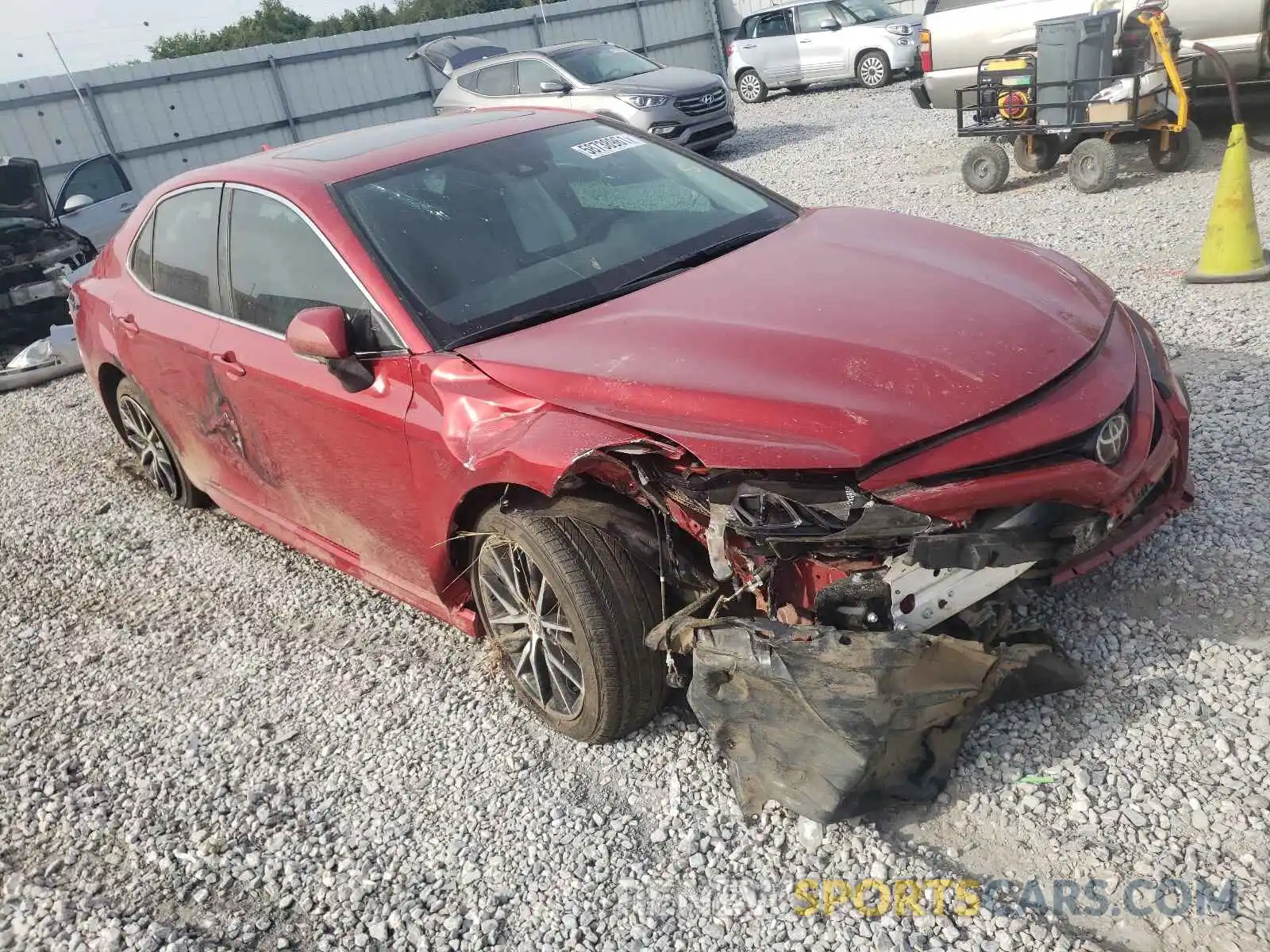 1 Photograph of a damaged car 4T1G11AK0MU453286 TOYOTA CAMRY 2021