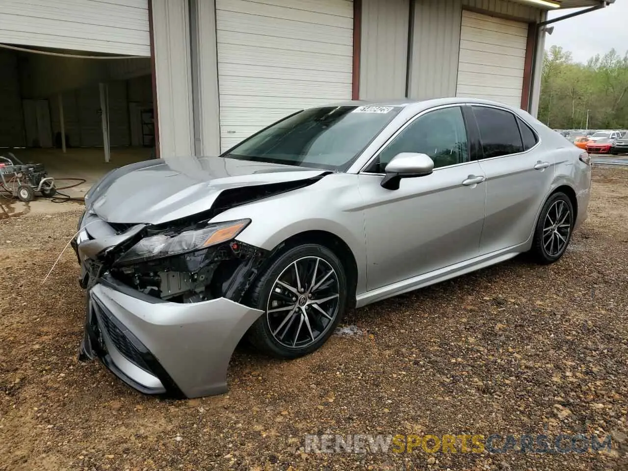 1 Photograph of a damaged car 4T1G11AK0MU454843 TOYOTA CAMRY 2021