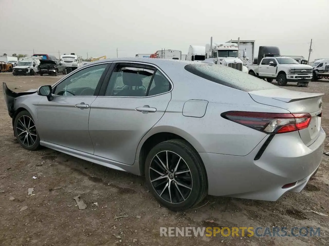 2 Photograph of a damaged car 4T1G11AK0MU456673 TOYOTA CAMRY 2021