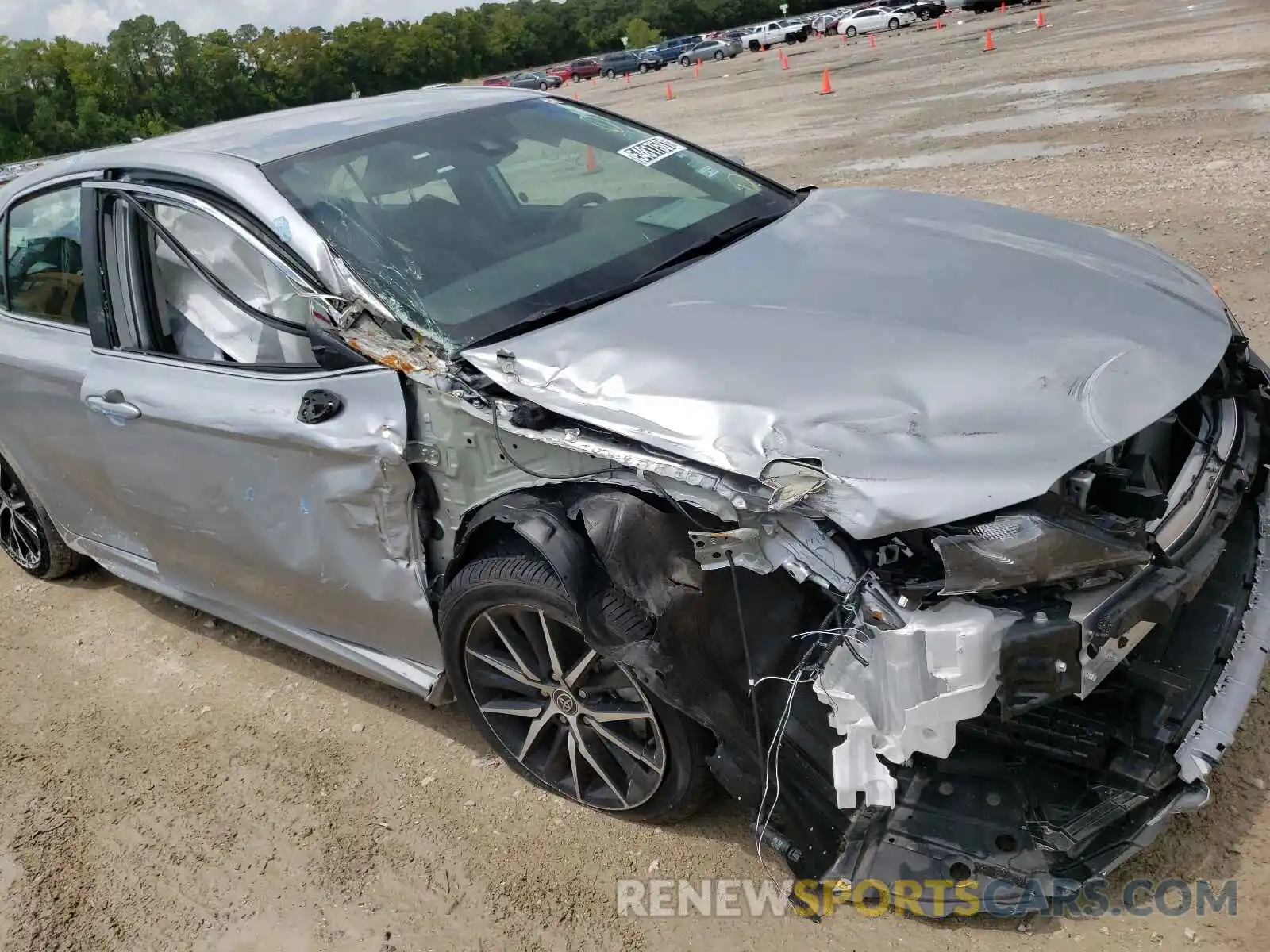 9 Photograph of a damaged car 4T1G11AK0MU457242 TOYOTA CAMRY 2021