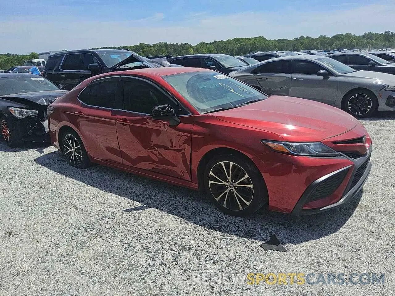 4 Photograph of a damaged car 4T1G11AK0MU459170 TOYOTA CAMRY 2021