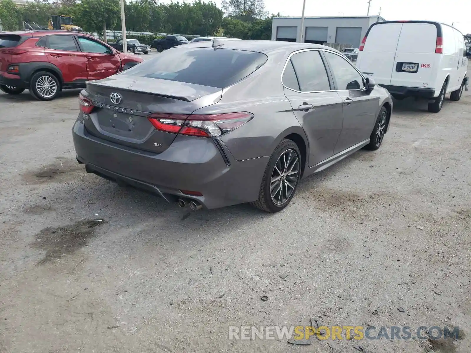 4 Photograph of a damaged car 4T1G11AK0MU459704 TOYOTA CAMRY 2021