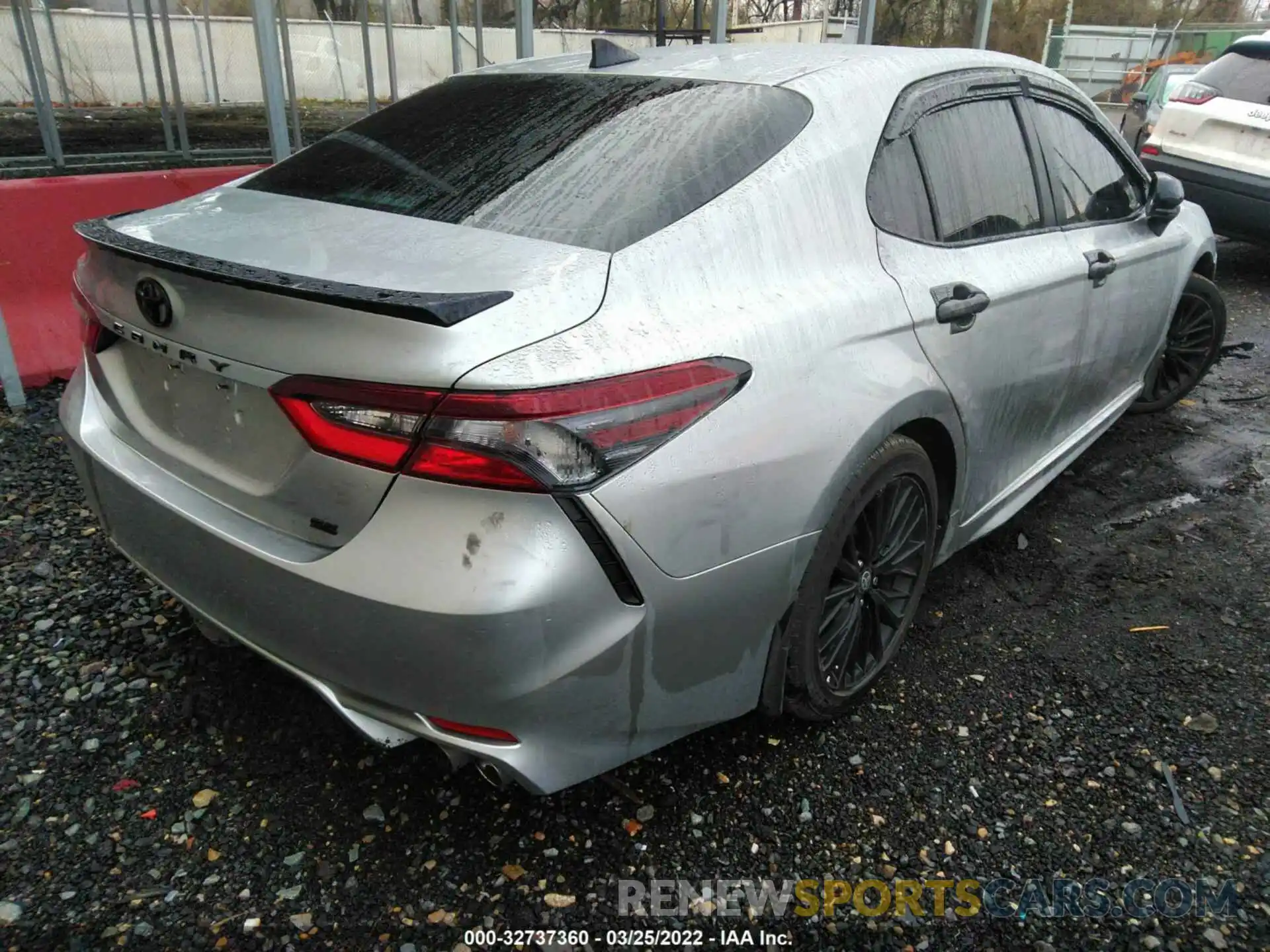 4 Photograph of a damaged car 4T1G11AK0MU460948 TOYOTA CAMRY 2021