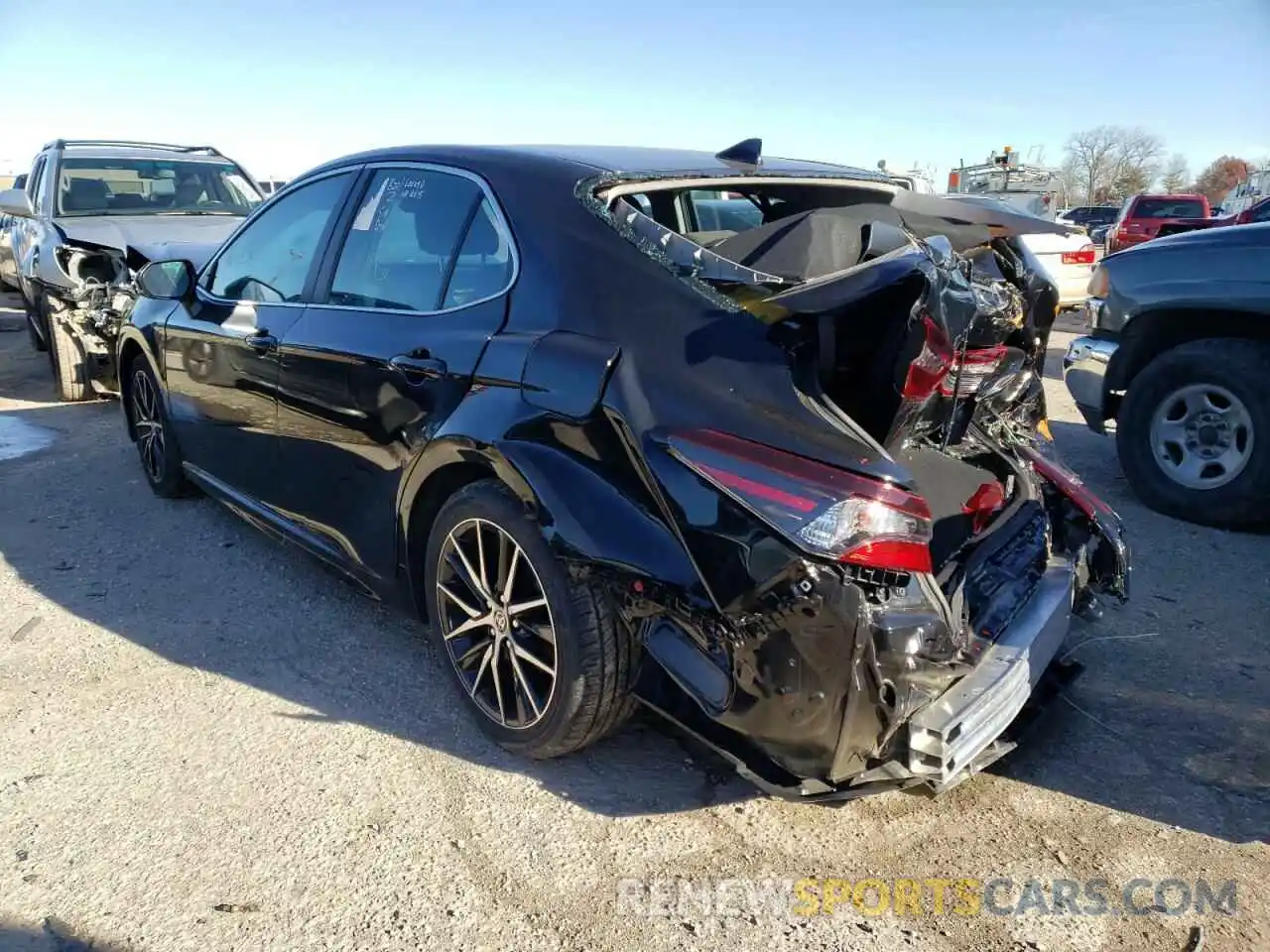 3 Photograph of a damaged car 4T1G11AK0MU465616 TOYOTA CAMRY 2021